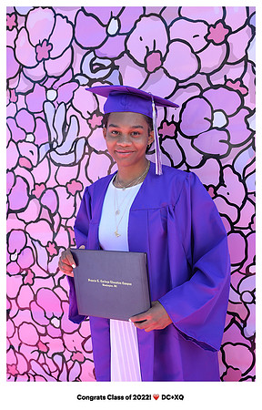 0204__8-12-22_Rainbow-Graduation-Class-2022_XQ