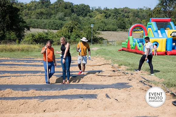 0379__9-14-24-Chartis-Federal-Corporate-Family-Day-JK-Farm-Purceville-Virginia-EventPhotojournalism-event-photographers