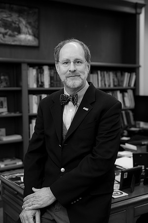 10812-19-24_USGS_David-Applegate-Professional-Headshot-Photographers-EventPhotojournalism-photography