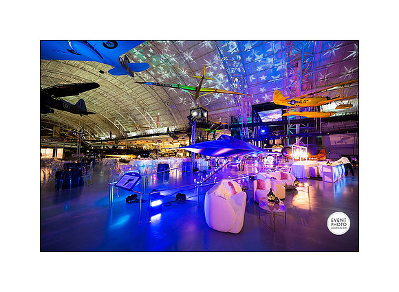 0037__12-3-22__Event_Verisign-Holiday-Party-Udvar-Hazy-Center-EventPhotojournalism-event-photographers-Virginia