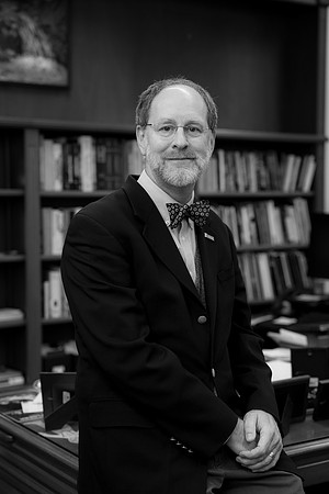 12812-19-24_USGS_David-Applegate-Professional-Headshot-Photographers-EventPhotojournalism-photography