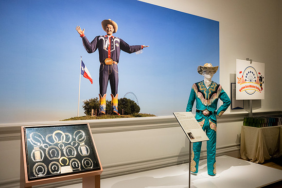 0112__9-18-25_Renwick-Gallery-State-Fair-Exhibition-Party-Washington-DC-Event-Photojournalism-evevnt-photography