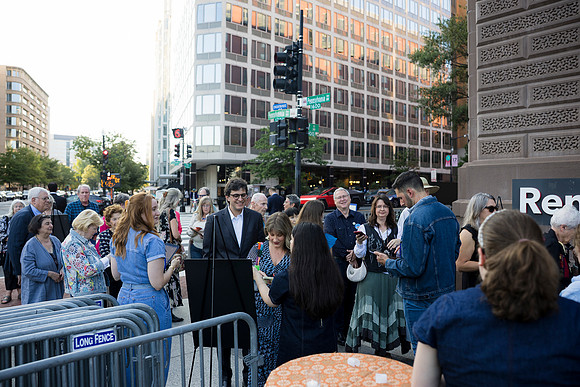 0214__9-18-25_Renwick-Gallery-State-Fair-Exhibition-Party-Washington-DC-Event-Photojournalism-evevnt-photography