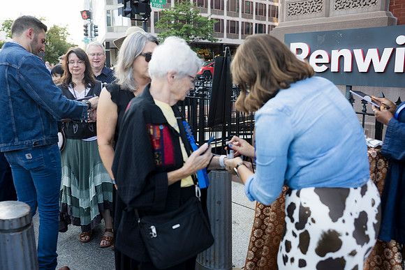 0217__9-18-25_Renwick-Gallery-State-Fair-Exhibition-Party-Washington-DC-Event-Photojournalism-evevnt-photography