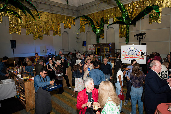 0360__9-18-25_Renwick-Gallery-State-Fair-Exhibition-Party-Washington-DC-Event-Photojournalism-evevnt-photography