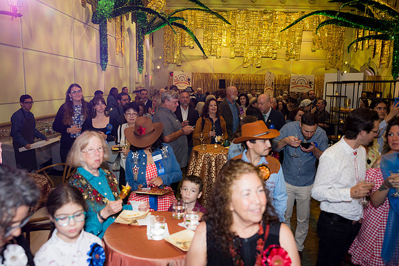 0404__9-18-25_Renwick-Gallery-State-Fair-Exhibition-Party-Washington-DC-Event-Photojournalism-evevnt-photography
