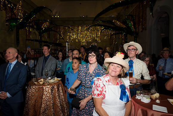 0405__9-18-25_Renwick-Gallery-State-Fair-Exhibition-Party-Washington-DC-Event-Photojournalism-evevnt-photography