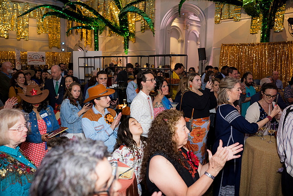 0423__9-18-25_Renwick-Gallery-State-Fair-Exhibition-Party-Washington-DC-Event-Photojournalism-evevnt-photography