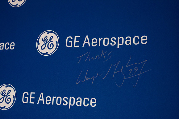 _09-10-25_GE-Aerospace_VIP_guest_photo_Eventphotojournalism____0236