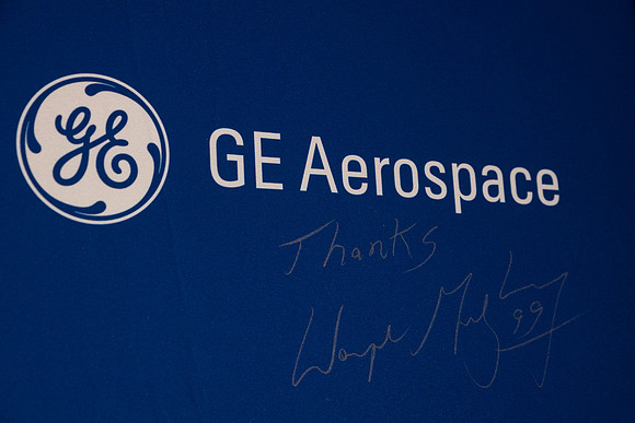 _09-10-25_GE-Aerospace_VIP_guest_photo_Eventphotojournalism____0237