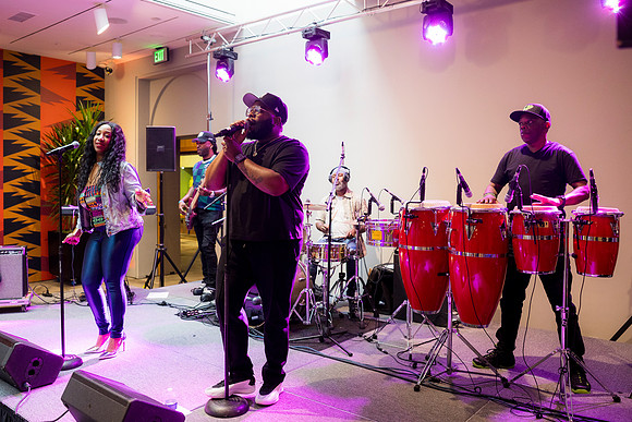 0231_9-27-25_Smithsonian-National-Museum-of-African-Art-Community-Day-DC_Event-Photojournalism-photographers