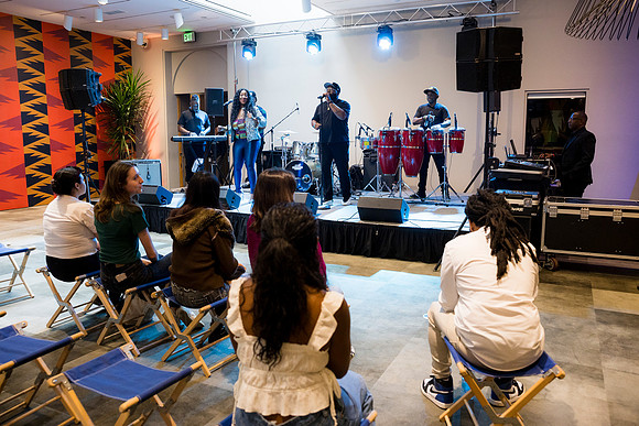 0244_9-27-25_Smithsonian-National-Museum-of-African-Art-Community-Day-DC_Event-Photojournalism-photographers