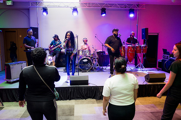 0355_9-27-25_Smithsonian-National-Museum-of-African-Art-Community-Day-DC_Event-Photojournalism-photographers