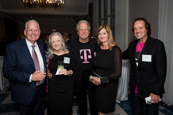 0260__9-29-25_Wireless-Hall-of-Fame