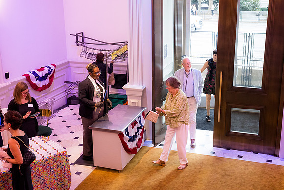 0086_9-26-25_Smithsonian-American-Art-Director-Circle-Dinner-Renwick-Gallery-DC_Event-Photojournalism-photographers
