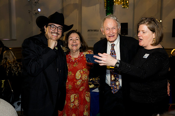 0350_9-26-25_Smithsonian-American-Art-Director-Circle-Dinner-Renwick-Gallery-DC_Event-Photojournalism-photographers
