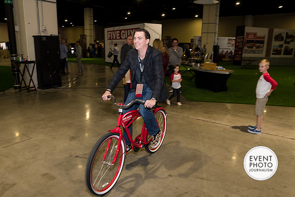 0365__5-13-19_Five-Guys-Convention-Gaylord-National-Harbor-EventPhotojournalism-event-photographers-Maryland