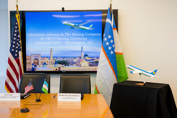 0003__11-6-25_Boeing-Client-Meetings-Arlington-VA-Washington-DC-Event-Photojournalism-photography