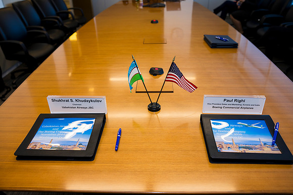 0024__11-6-25_Boeing-Client-Meetings-Arlington-VA-Washington-DC-Event-Photojournalism-photography