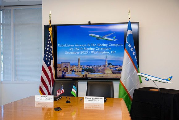 0028__11-6-25_Boeing-Client-Meetings-Arlington-VA-Washington-DC-Event-Photojournalism-photography