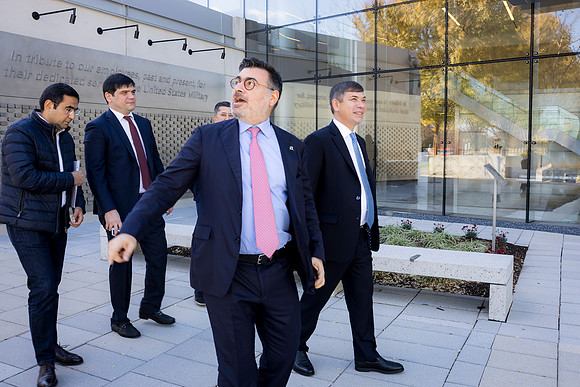 0075__11-6-25_Boeing-Client-Meetings-Arlington-VA-Washington-DC-Event-Photojournalism-photography