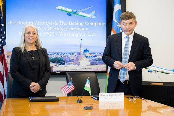 0159__11-6-25_Boeing-Client-Meetings-Arlington-VA-Washington-DC-Event-Photojournalism-photography