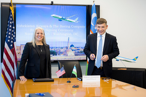 0165__11-6-25_Boeing-Client-Meetings-Arlington-VA-Washington-DC-Event-Photojournalism-photography