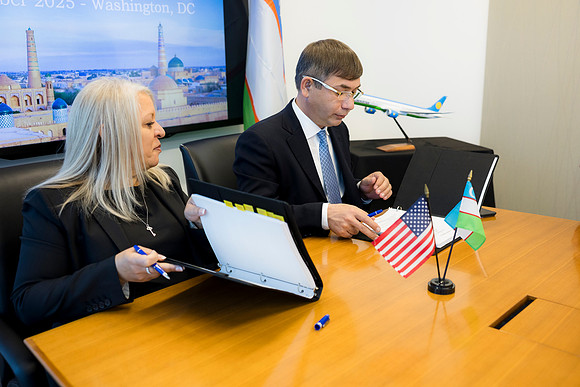 0190__11-6-25_Boeing-Client-Meetings-Arlington-VA-Washington-DC-Event-Photojournalism-photography