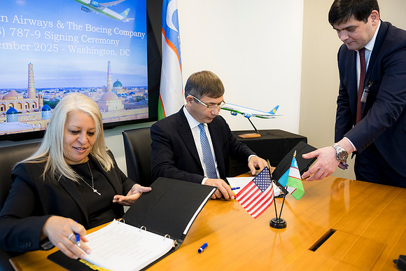 0193__11-6-25_Boeing-Client-Meetings-Arlington-VA-Washington-DC-Event-Photojournalism-photography