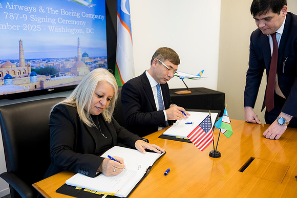 0197__11-6-25_Boeing-Client-Meetings-Arlington-VA-Washington-DC-Event-Photojournalism-photography