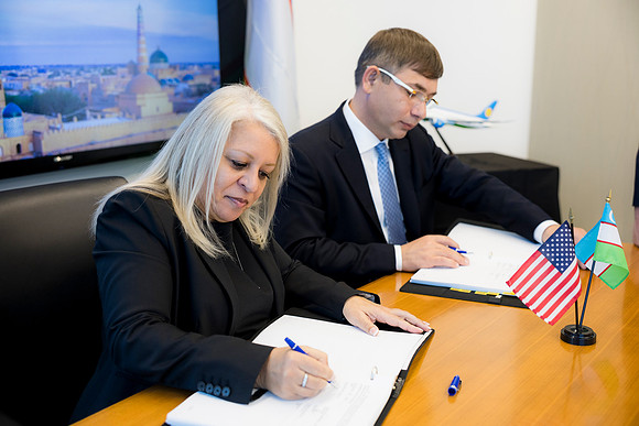 0198__11-6-25_Boeing-Client-Meetings-Arlington-VA-Washington-DC-Event-Photojournalism-photography