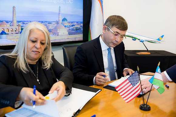 0200__11-6-25_Boeing-Client-Meetings-Arlington-VA-Washington-DC-Event-Photojournalism-photography