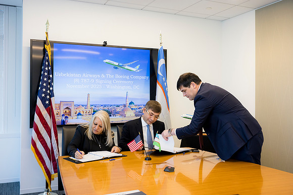 0209__11-6-25_Boeing-Client-Meetings-Arlington-VA-Washington-DC-Event-Photojournalism-photography