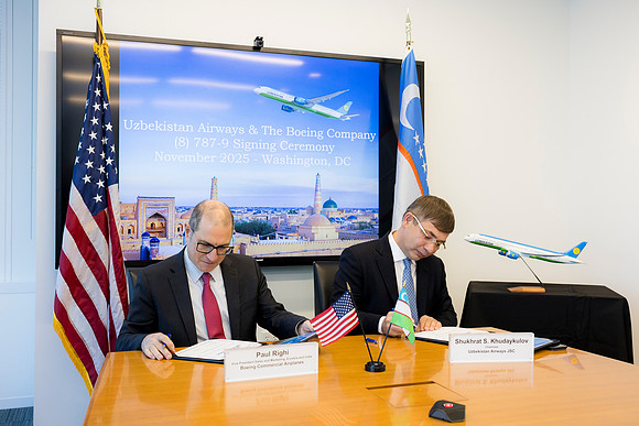 0235__11-6-25_Boeing-Client-Meetings-Arlington-VA-Washington-DC-Event-Photojournalism-photography