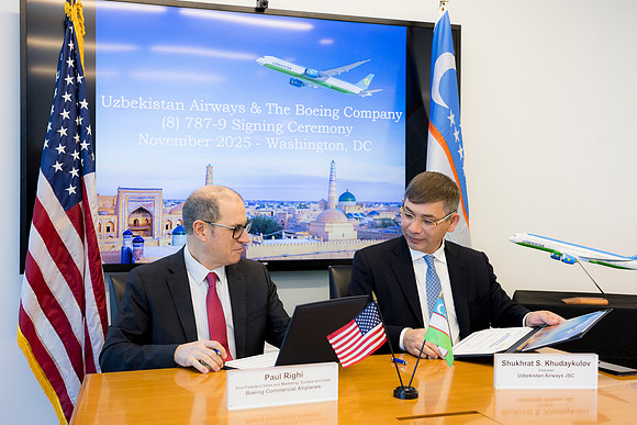 0236__11-6-25_Boeing-Client-Meetings-Arlington-VA-Washington-DC-Event-Photojournalism-photography