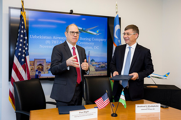 0255__11-6-25_Boeing-Client-Meetings-Arlington-VA-Washington-DC-Event-Photojournalism-photography