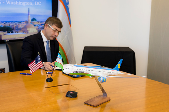 0277__11-6-25_Boeing-Client-Meetings-Arlington-VA-Washington-DC-Event-Photojournalism-photography
