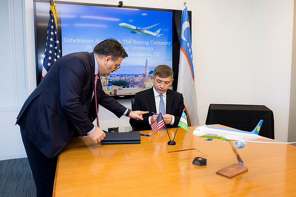 0278__11-6-25_Boeing-Client-Meetings-Arlington-VA-Washington-DC-Event-Photojournalism-photography