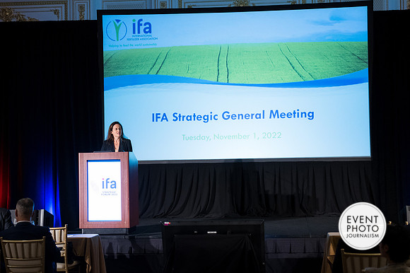 0059__11-1-22_IFA-Waldorf-Astoria-Hotlel-Washington-DC-EventPhotojournalism-event-photography-Conference-Convention-photographers