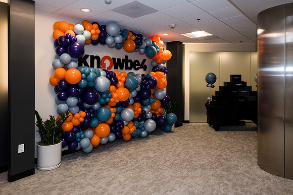 0020__11-13-25_KnowBe4-Office-Opening-Event-Arlington-VA-Event-Photojournalism-photography