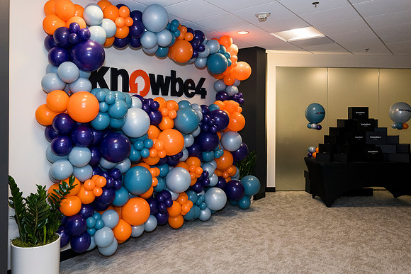 0028__11-13-25_KnowBe4-Office-Opening-Event-Arlington-VA-Event-Photojournalism-photography