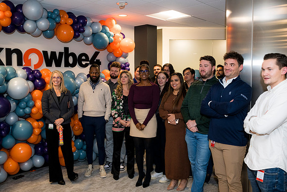 0044__11-13-25_KnowBe4-Office-Opening-Event-Arlington-VA-Event-Photojournalism-photography