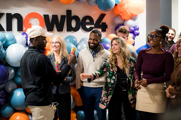 0048__11-13-25_KnowBe4-Office-Opening-Event-Arlington-VA-Event-Photojournalism-photography