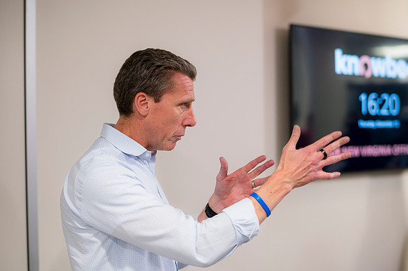 0095__11-13-25_KnowBe4-Office-Opening-Event-Arlington-VA-Event-Photojournalism-photography