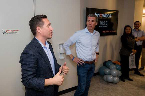 0107__11-13-25_KnowBe4-Office-Opening-Event-Arlington-VA-Event-Photojournalism-photography