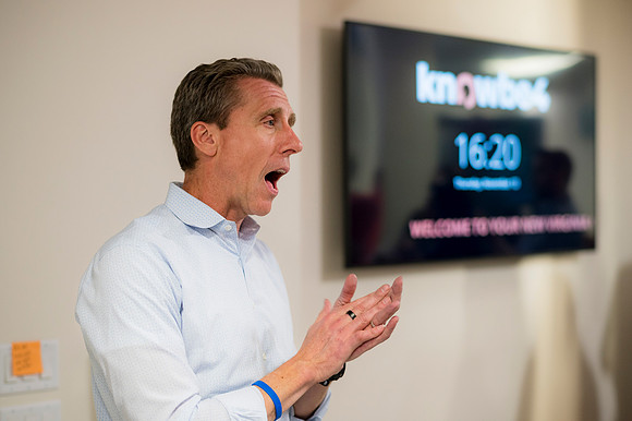 0112__11-13-25_KnowBe4-Office-Opening-Event-Arlington-VA-Event-Photojournalism-photography