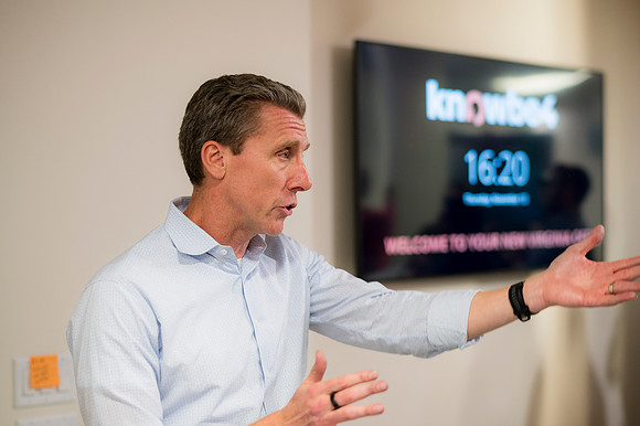 0118__11-13-25_KnowBe4-Office-Opening-Event-Arlington-VA-Event-Photojournalism-photography