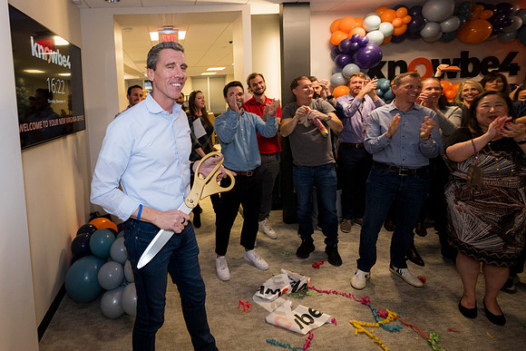 0184__11-13-25_KnowBe4-Office-Opening-Event-Arlington-VA-Event-Photojournalism-photography