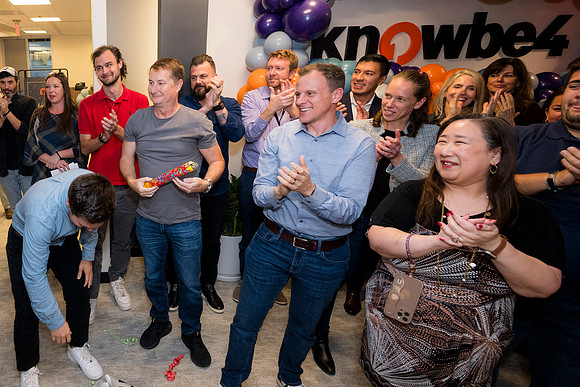 0201__11-13-25_KnowBe4-Office-Opening-Event-Arlington-VA-Event-Photojournalism-photography