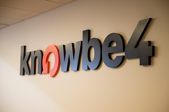0263__11-13-25_KnowBe4-Office-Opening-Event-Arlington-VA-Event-Photojournalism-photography